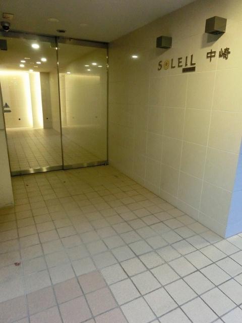 ソレイユ中崎（301） エントランス