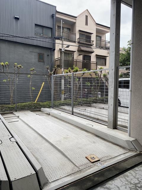 エレガンス川上（503） 駐車場