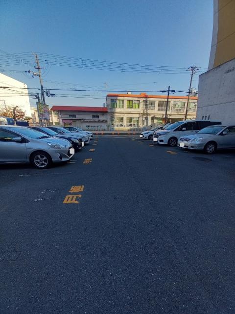 ヴィテロ緑橋 駐車場