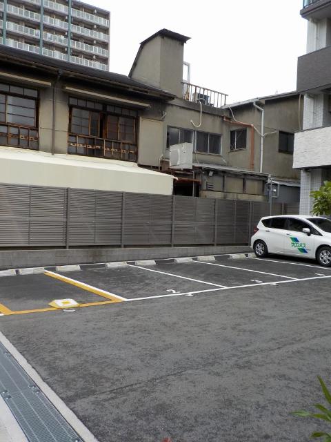 ララプレイス森ノ宮ベーネ（403） 駐車場
