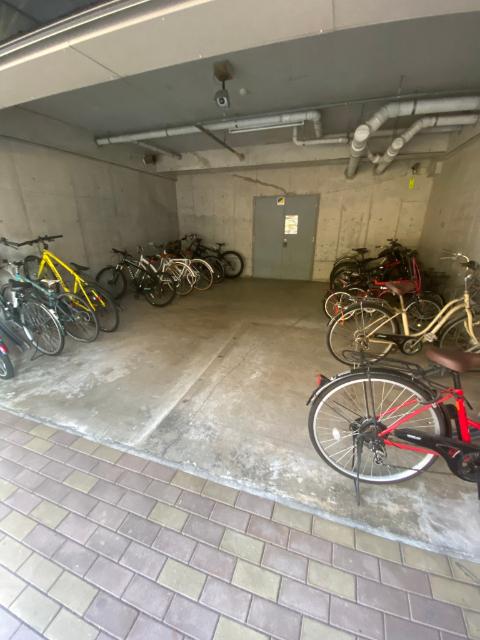 ラフォーレ東天満（802） 駐車場