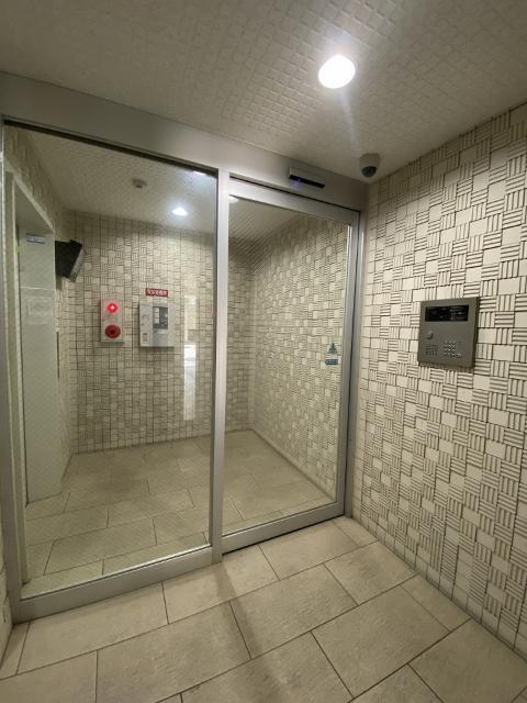 大阪市東成区玉津マンション エントランス
