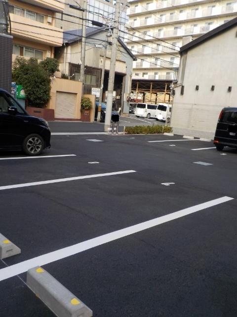 エスリード大阪NAGAHORI GATE 駐車場