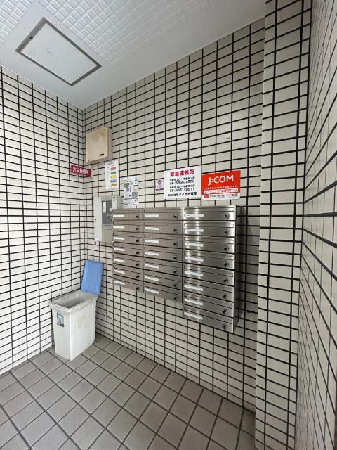 シャンボール今里Ⅱ番館 エントランス