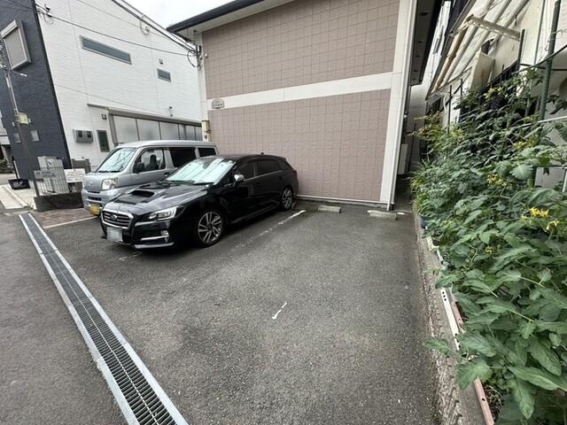 パセオ御堂町（201） 駐車場