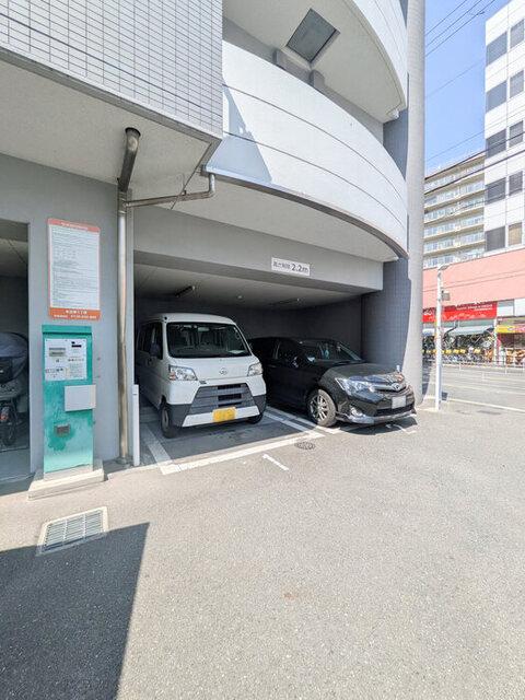 プライムコート（401） 駐車場