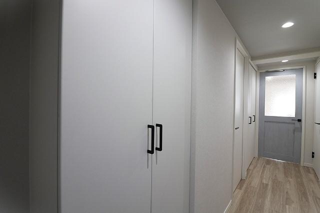 日商岩井野江マンション 玄関