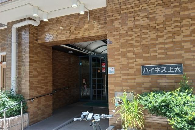 ハイネス上六 エントランス