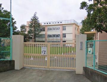 杉並区立杉並第六小学校：266m