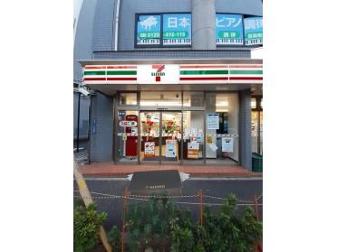 セブンイレブン 恵比寿駅北店：110m