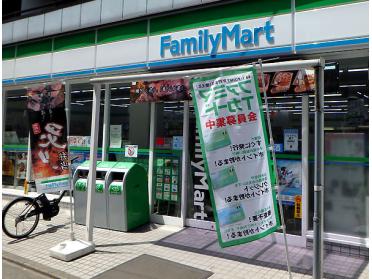 ファミリーマート祐天寺駅東口店：171m