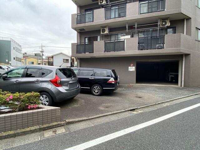 プロスペリテ新蒲田（202） 駐車場