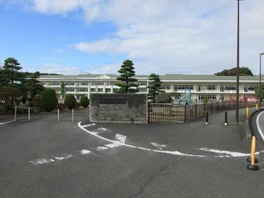 烏山小学校：2800m