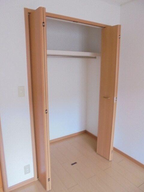 ラフィネ　アン（105） 収納