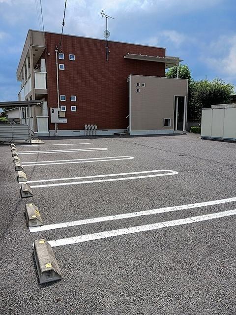 ＲａｆｆｉｎｅⅡ（106） 駐車場
