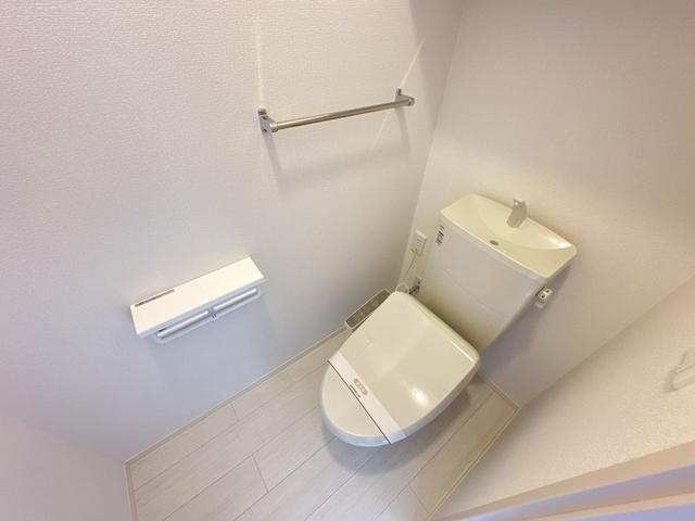 グランテラス紫塚（201） トイレ
