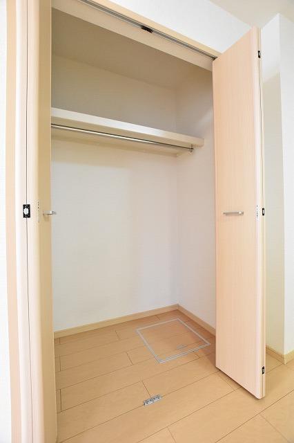 エリタージュＡ（101） 収納