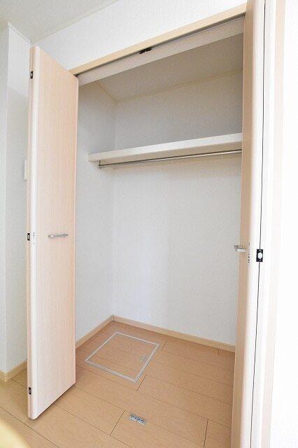 ユア　アルボーレ（106） 収納