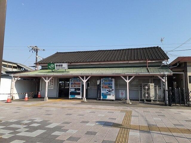 野崎駅：2200m