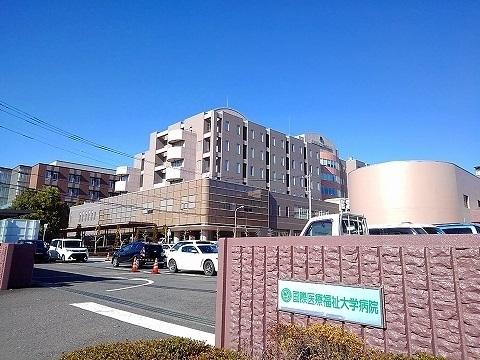 国際医療福祉大学病院：1700m