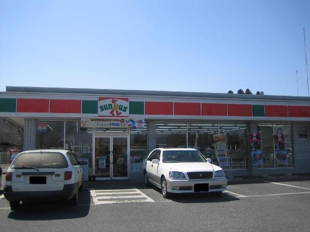 サンクス（コンビニ）：350m