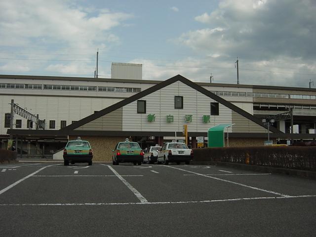 新白河駅(JR　東北新幹線)：1389m