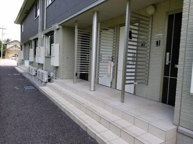 アマルフィ東三島　Ａ（205） エントランス