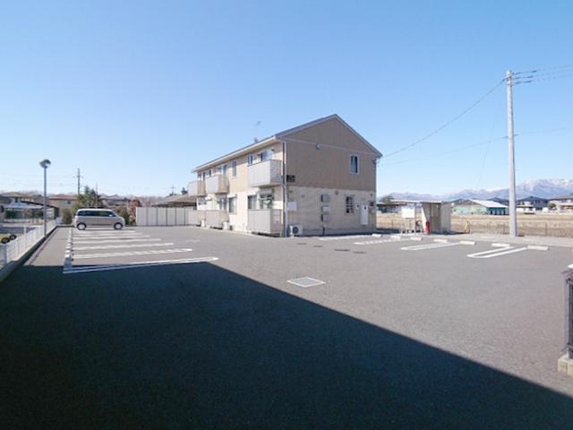 セジュール朝日（201） 駐車場