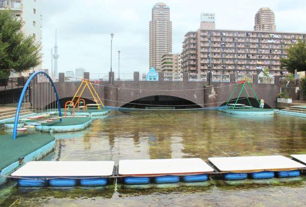 横十間川親水公園：926m