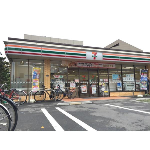 ファミリーマート江東白河四丁目店：207m