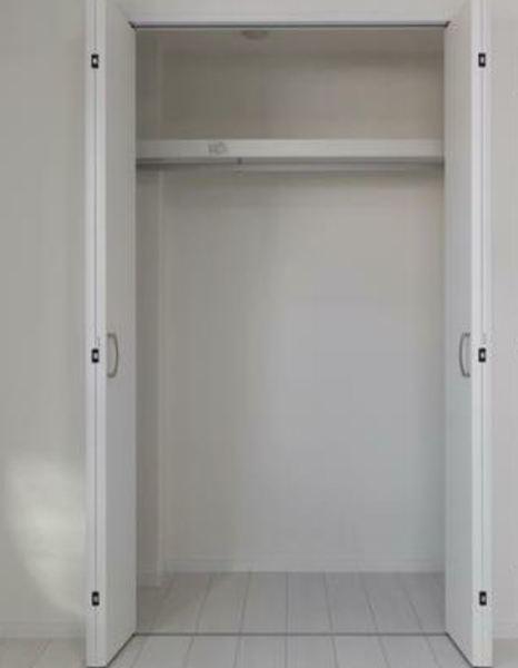 緑３丁目マンション 収納