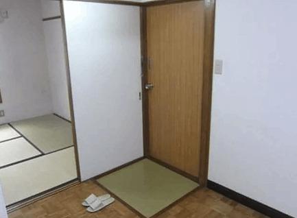 長谷部アパート（101） 玄関
