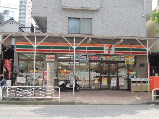 セブンイレブン牡丹店：151m