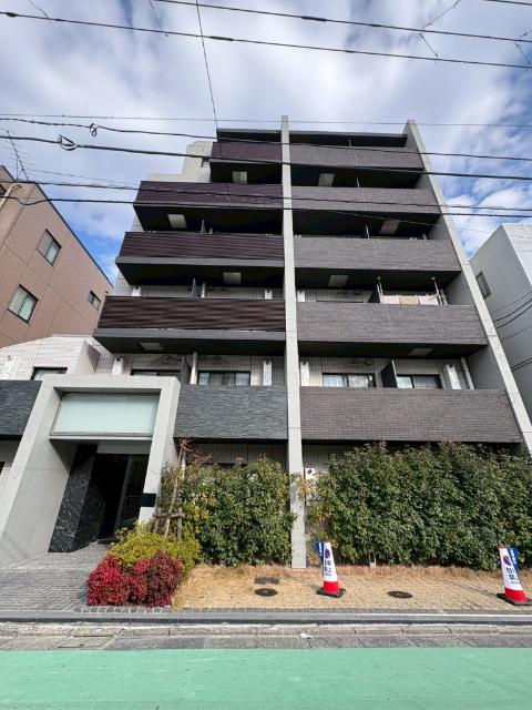 築2021年の「レガリス」シリーズマンション。好立地・ハイグレードな単身者用マンションです。