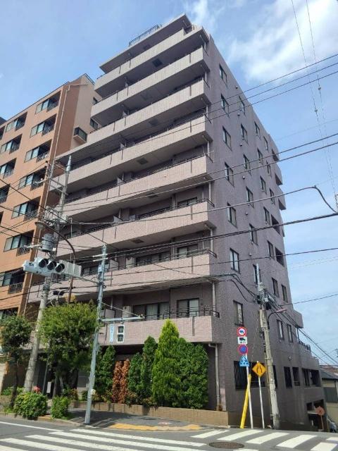 「牛込柳町」駅徒歩4分。4駅3路線利用可能な好立地。多方面へのアクセスが良好で、通勤・通学はもちろん、休日のお出かけにも便利なロケーションです。