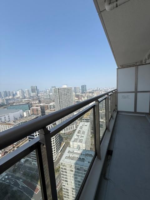 W Comfort Towers WEST バルコニー