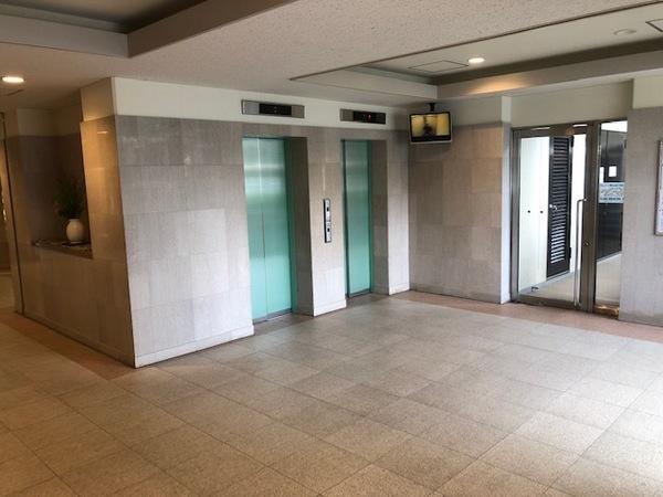 プラザ元加賀A棟 エントランス