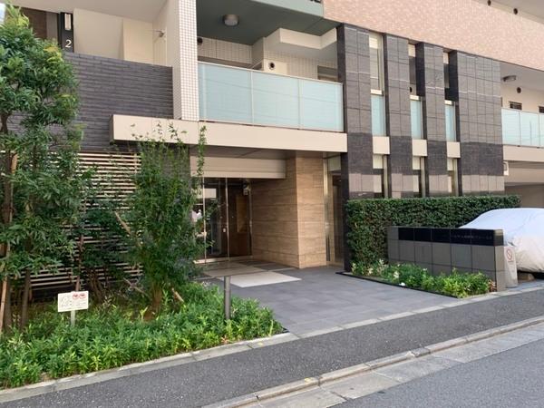 シャリエ東陽町ファースト エントランス