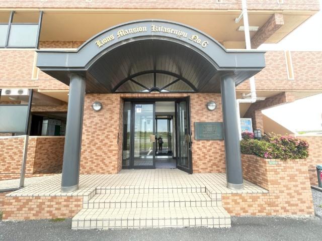 ライオンズマンション北千住第六 エントランス