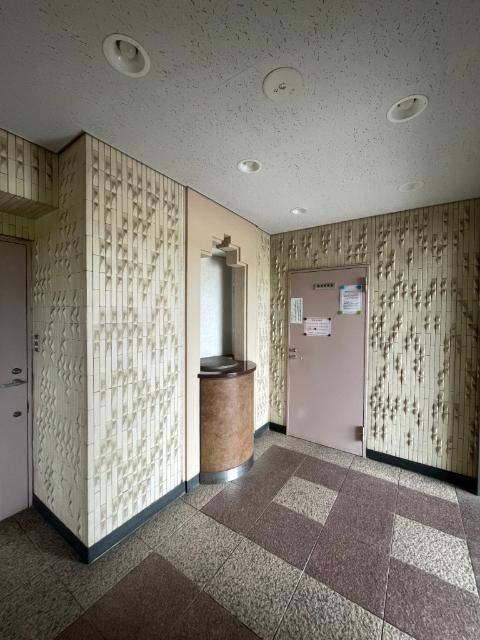 ライオンズマンション北千住第六 ロビー