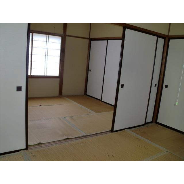 貸家　石岡藤巻18-11（1） リビング
