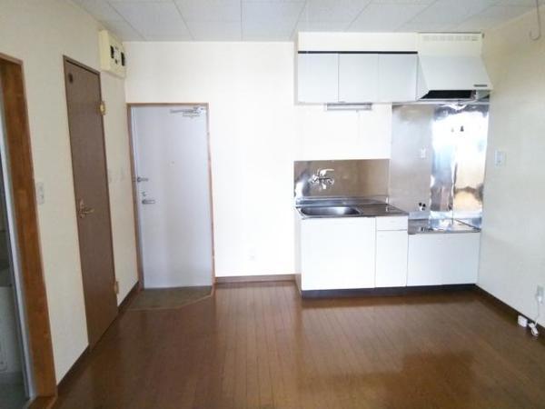 apartment 柏鷺坂清見