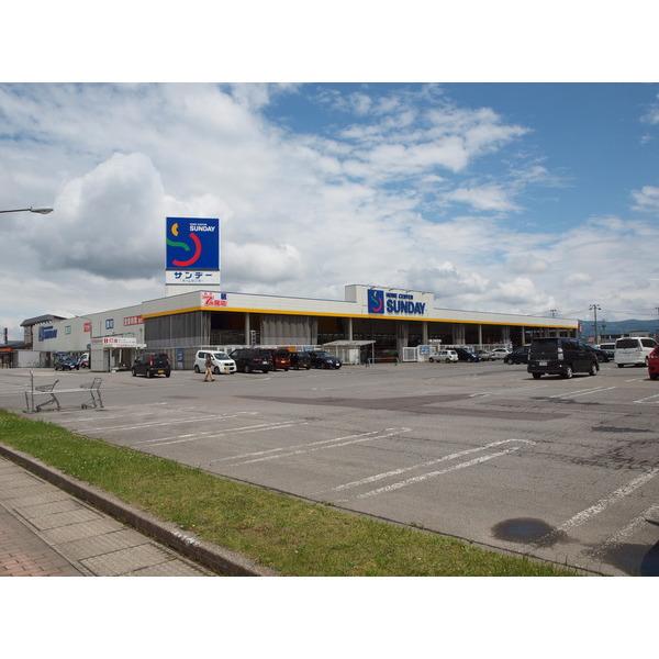 ニトリ五所川原エルム店：1570m