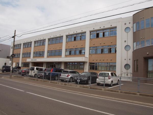 五所川原市立中央小学校：1381m