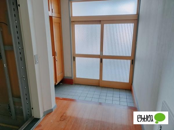 detached 大字舞戸町字上富田