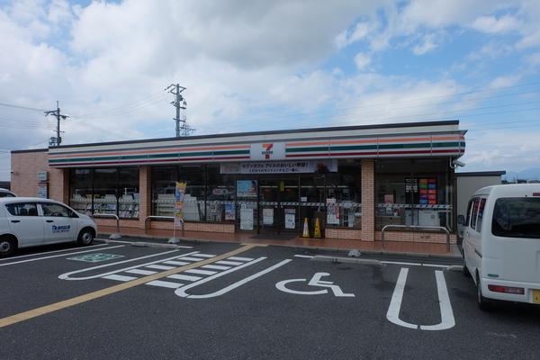 セブンイレブン野洲妙光寺店：292m