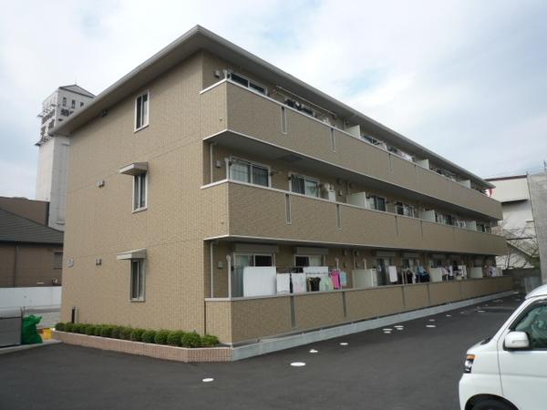 メイプルコート 外観