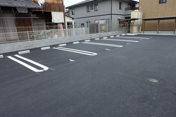 アネックスわたむき 駐車場