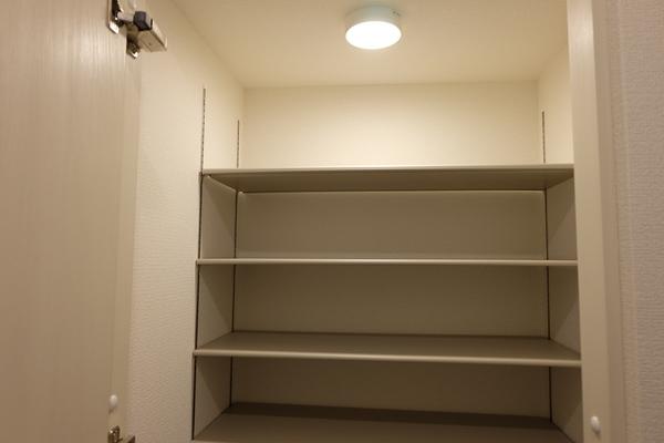 チェリーブロッサム勝部 玄関