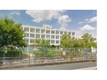 守山市立物部小学校：344m